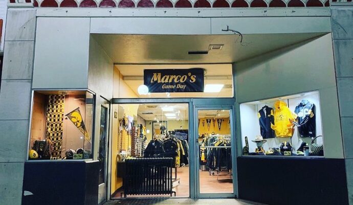 exterior Marcos Game Day